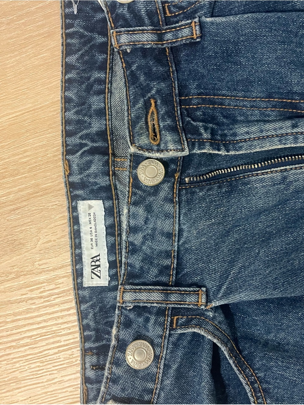 ZARA women Blue Slim Straight Jeans